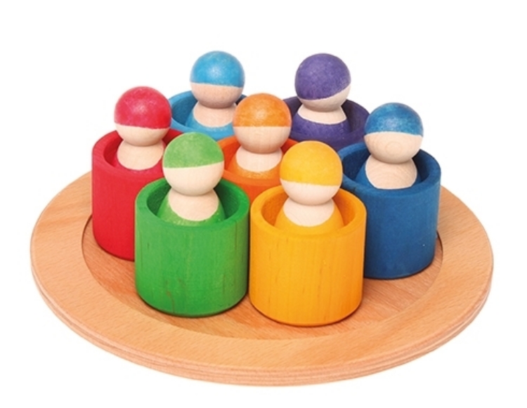 Image de 7 regenboogvrienden in bakjes op tray Grimm's