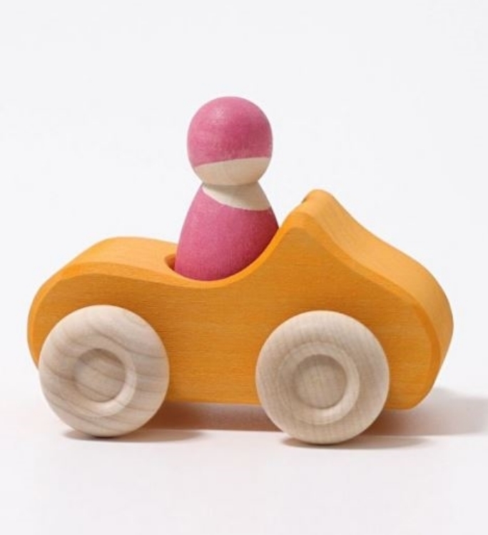 Afbeeldingen van Auto cabrio geel met poppetje Grimm's