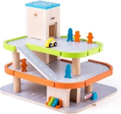 Afbeeldingen van Houten garage met lift en treinbaanaansluiting Woody
