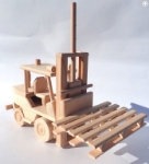Picture of Heftruck met pallet Beukenhout 24 cm - Ceeda Cavity