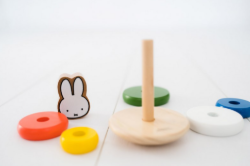 Afbeeldingen van Nijntje Houten Stapeltoren - Wiebeltoren 1+ Bambolino Toys