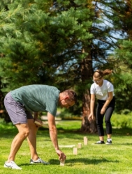 Picture of Outdoor Play Kubb Vikingwerpspel XL - Houten buitenspeelgoed - 5+