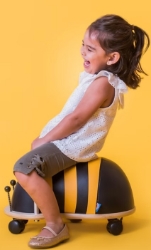 Afbeeldingen van Wheelybug Bijtje Small – loopwagen – vanaf 1 jaar