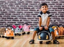 Picture of Wheelybug Koe Small – loopwagen – vanaf 1 jaar