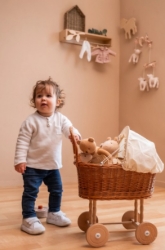 Egmont Toys Rotan Poppenwagen – Riet met Witte Kap & Wit Dekentje – 2+ Jaar
