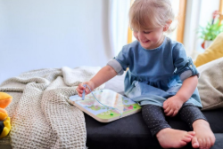 HABA Magneetspel Boomgaard Spelend kindje