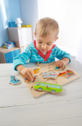 HABA houten knoppuzzel Voertuigen Spelend kindje