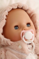 Schildkröt - Baby Amy Roze – Babypop roze met slaapogen en speen – vanaf 3 jaar